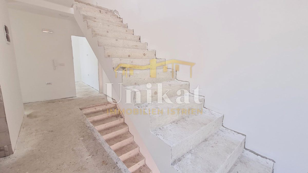 Doppia casa vicino al mare, 5 camere da letto